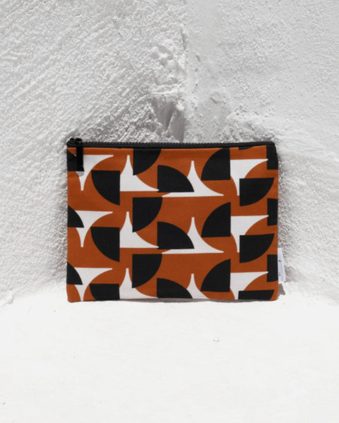 Αδιάβροχο Νεσεσέρ με Τύπωμα Ariadne Tomy K-32x22cm