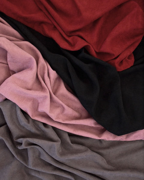 Μονόχρωμο Βελούδινο Ύφασμα Velvet Suede Φ300cm σε 4 Αποχρώσεις
